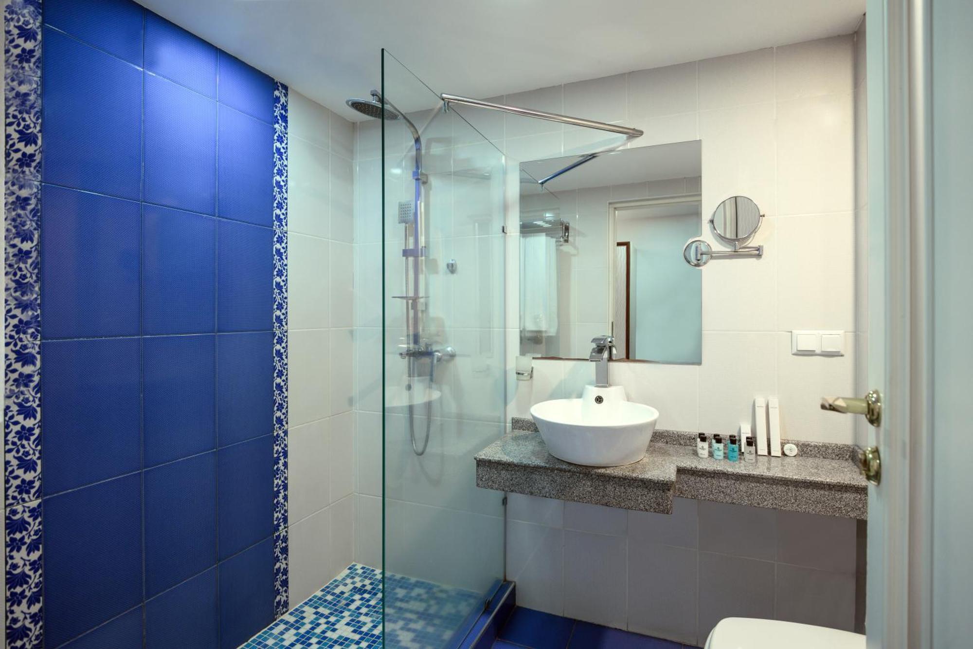 Royal Plaza By Stellar Hotels, 4*